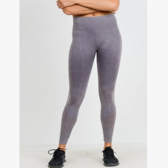 (NWT) High Waisted Mineral Wash Leggings with Mesh Detail - Picture 4 of 5